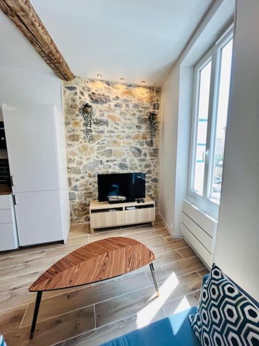 Superbe Appartement Au Coeur Du Mourillon Refais A Neuf Proche Des Plage Toulon Luaran gambar